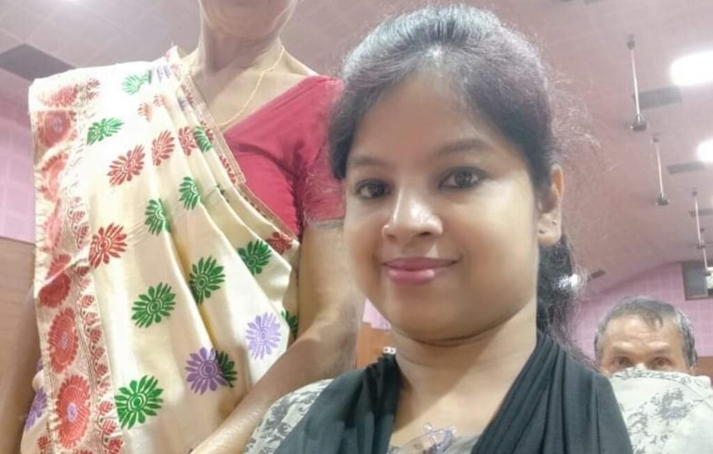 জীৱন সংগ্ৰামত হাৰ নমনা এগৰাকী সৈনিক