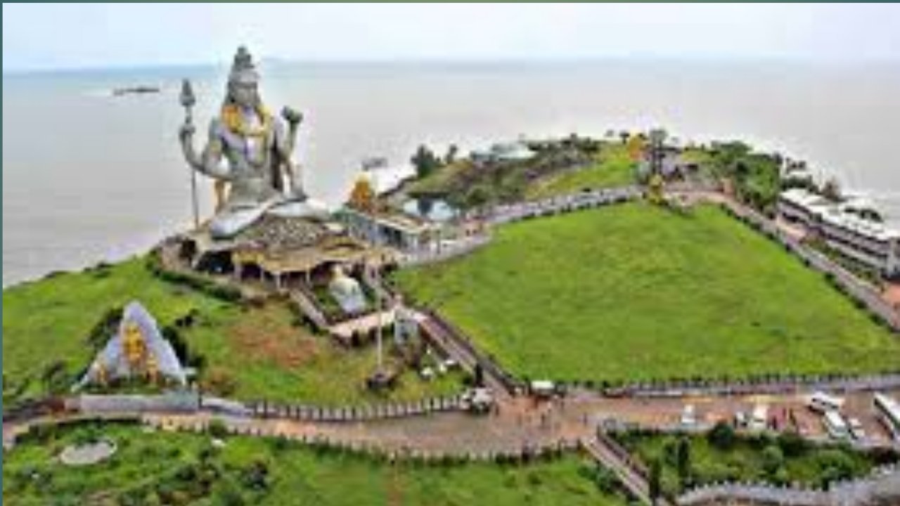 *কৰ্ণাটকৰ ১৩ খন ধুনীয়া ঠাই*